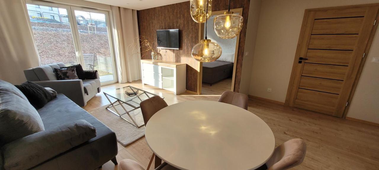 Sloneczny Apartament Z Ogrodkiem กดัญสก์ ภายนอก รูปภาพ