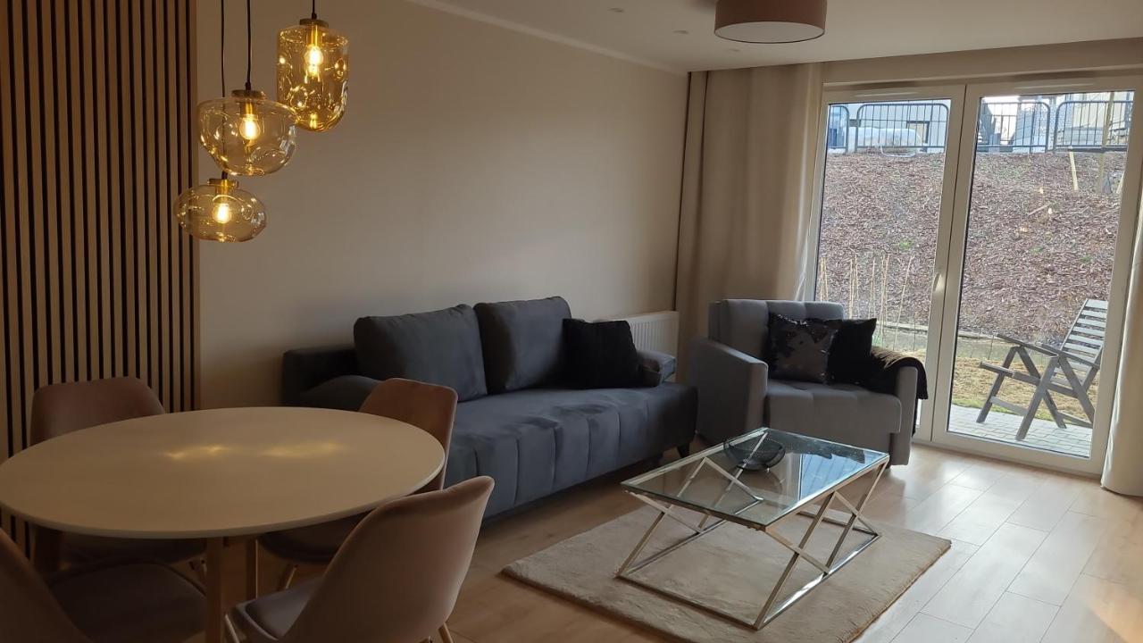 Sloneczny Apartament Z Ogrodkiem กดัญสก์ ภายนอก รูปภาพ